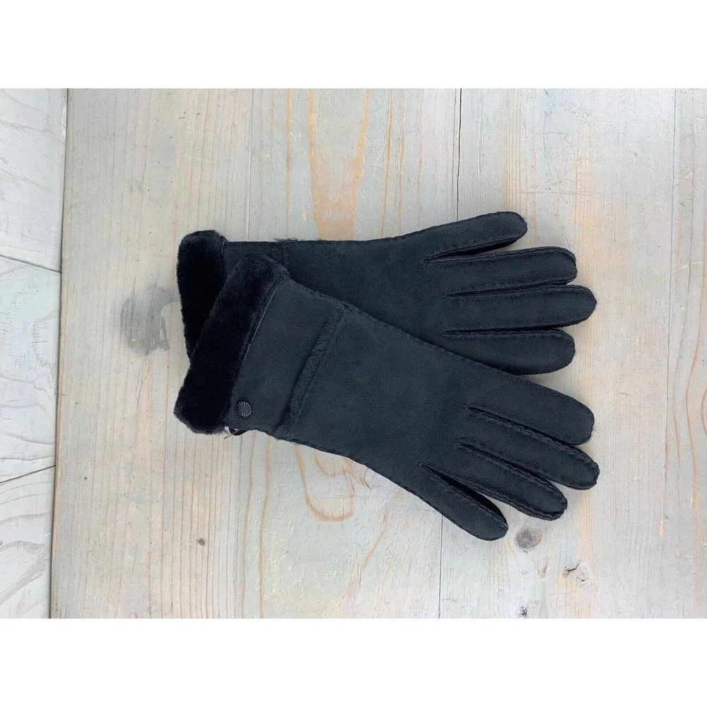 UGG Australia elegant black
