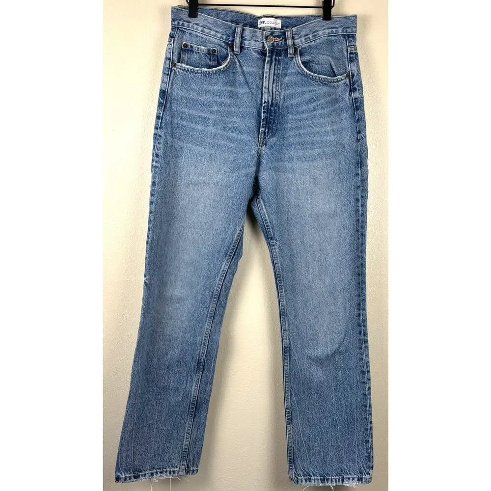 Zara Women's High Waisted Straight Leg Jeans Size 8 Medium Wash