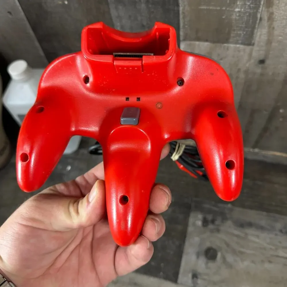 Nintendo 64 red