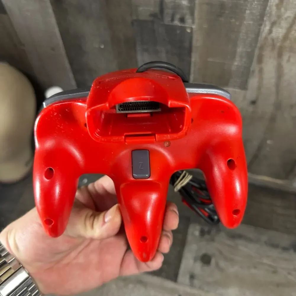 Nintendo 64 red