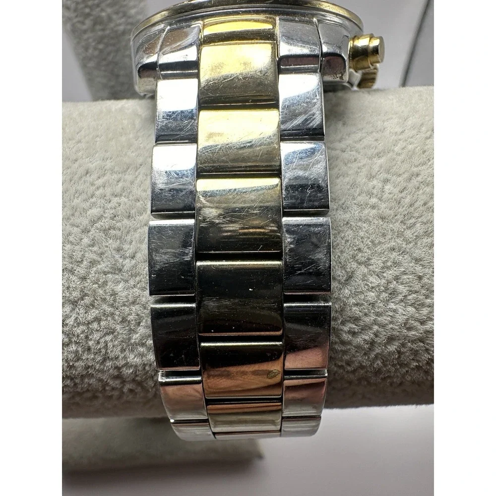 Michael Kors it has