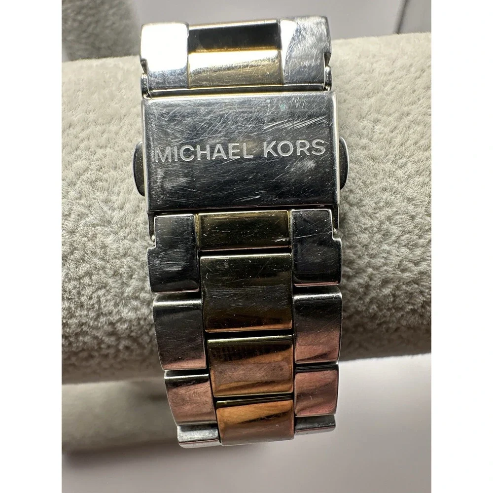 Michael Kors it has