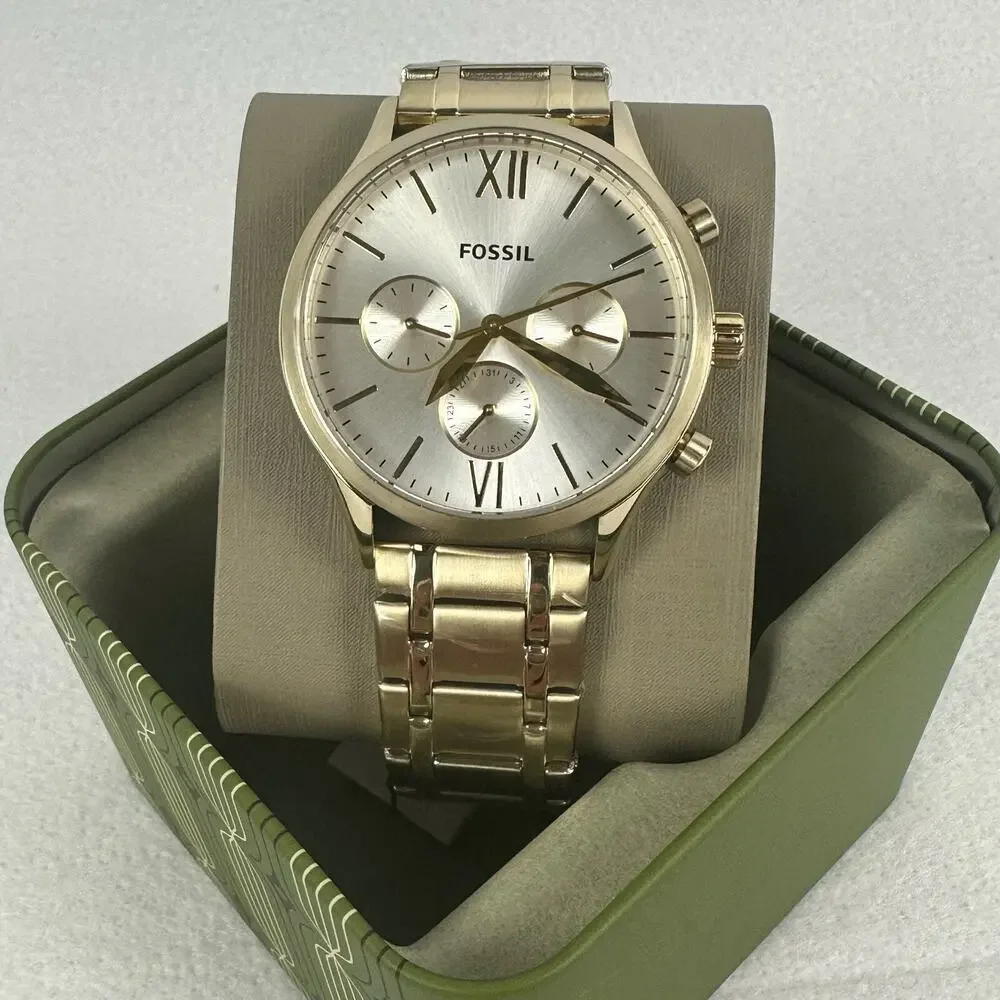 Fossil brand new