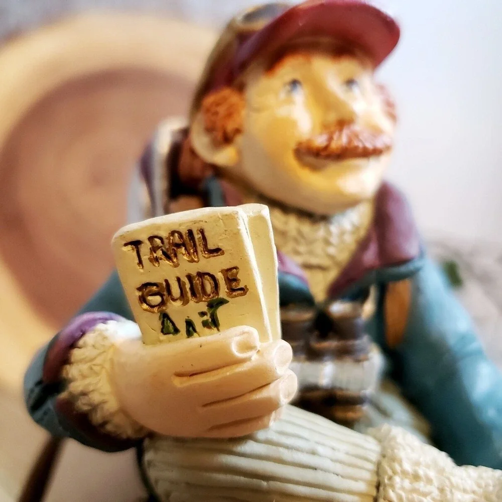The‎ Keeper Of The Trails Mantle Desk or Shelf Figurine Shenandoah NIB