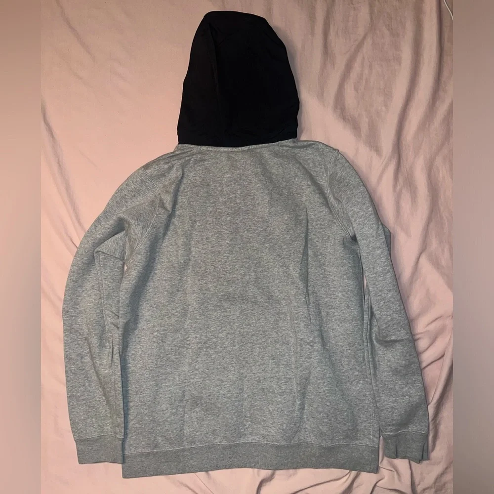 Nike pullover hoodie