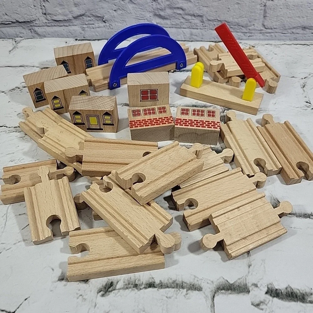Battat Wild Ridge Brio Compatible Wooden Train Track Parts Pieces Lot