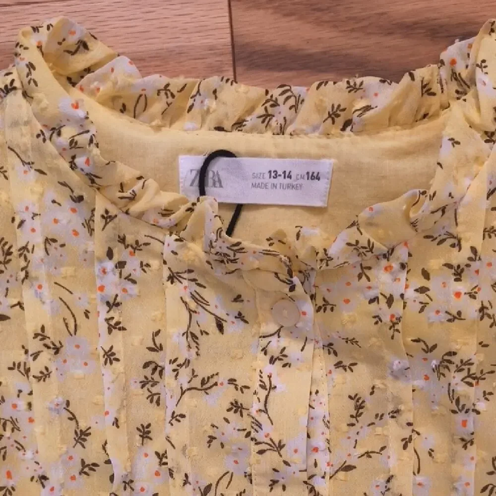 Zara delicate yellow