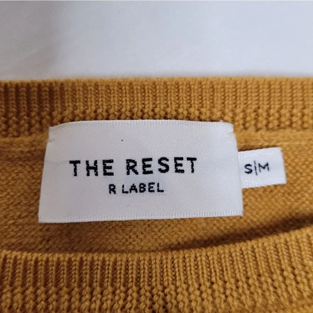 The Reset essential pullover