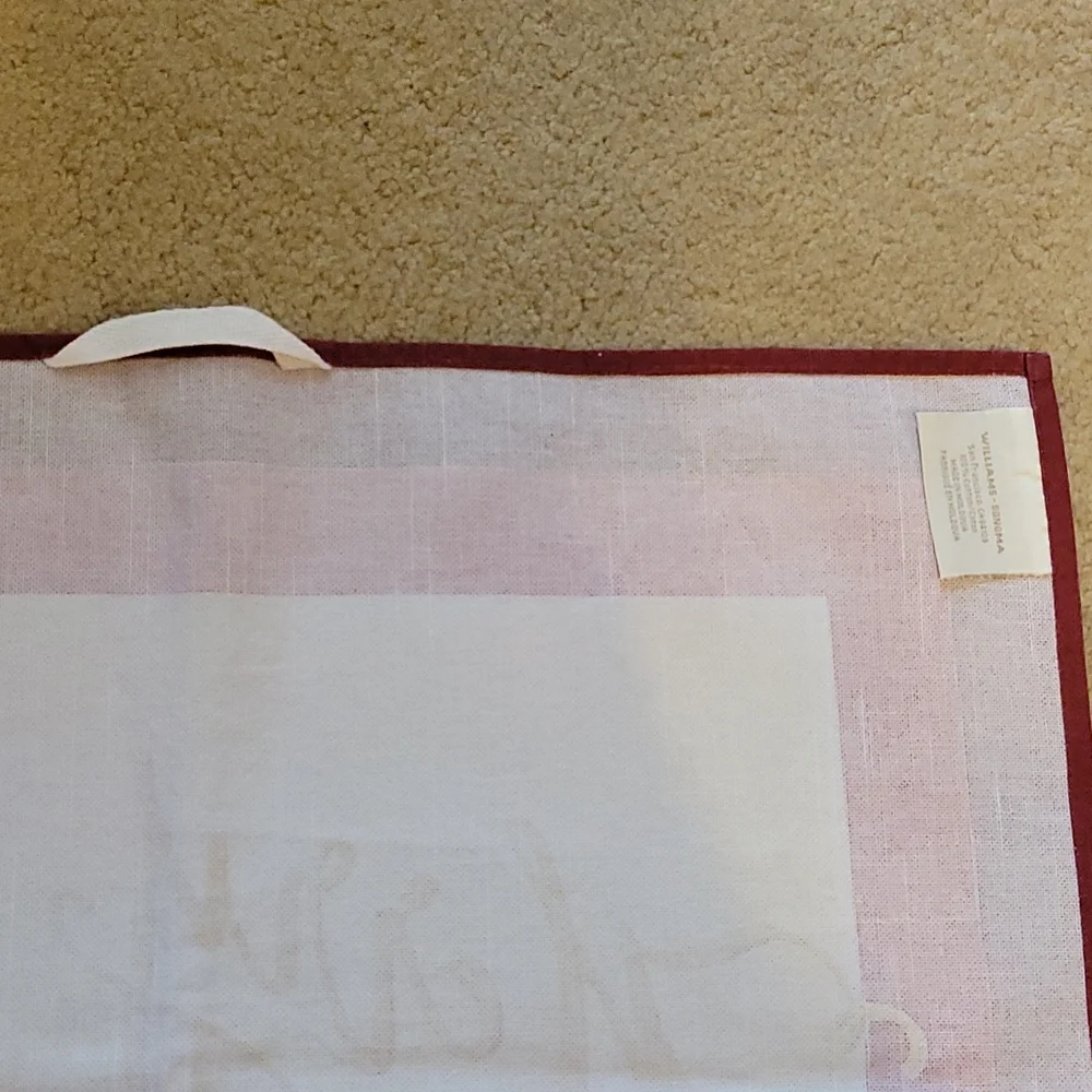Williams Sonoma cute towel
