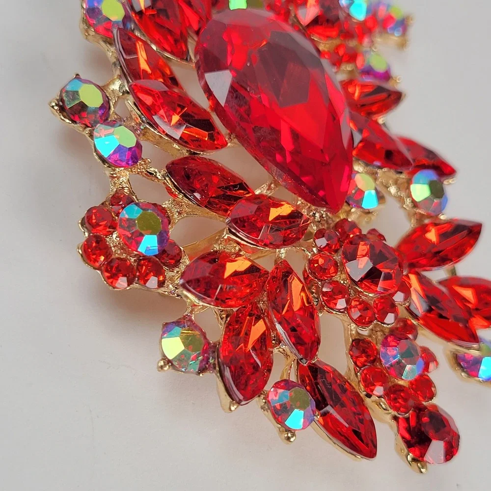 N/A ornate statement