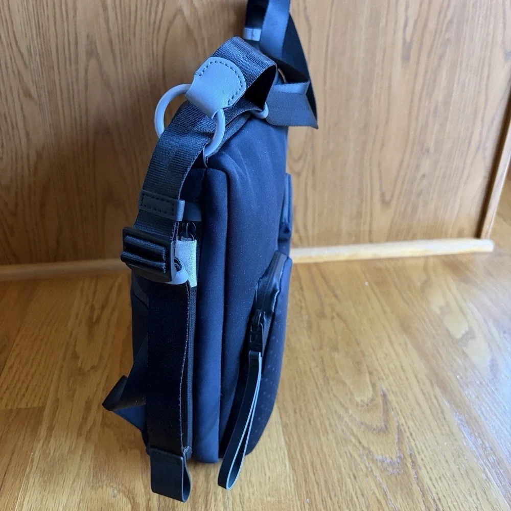Tumi convertible adjustable