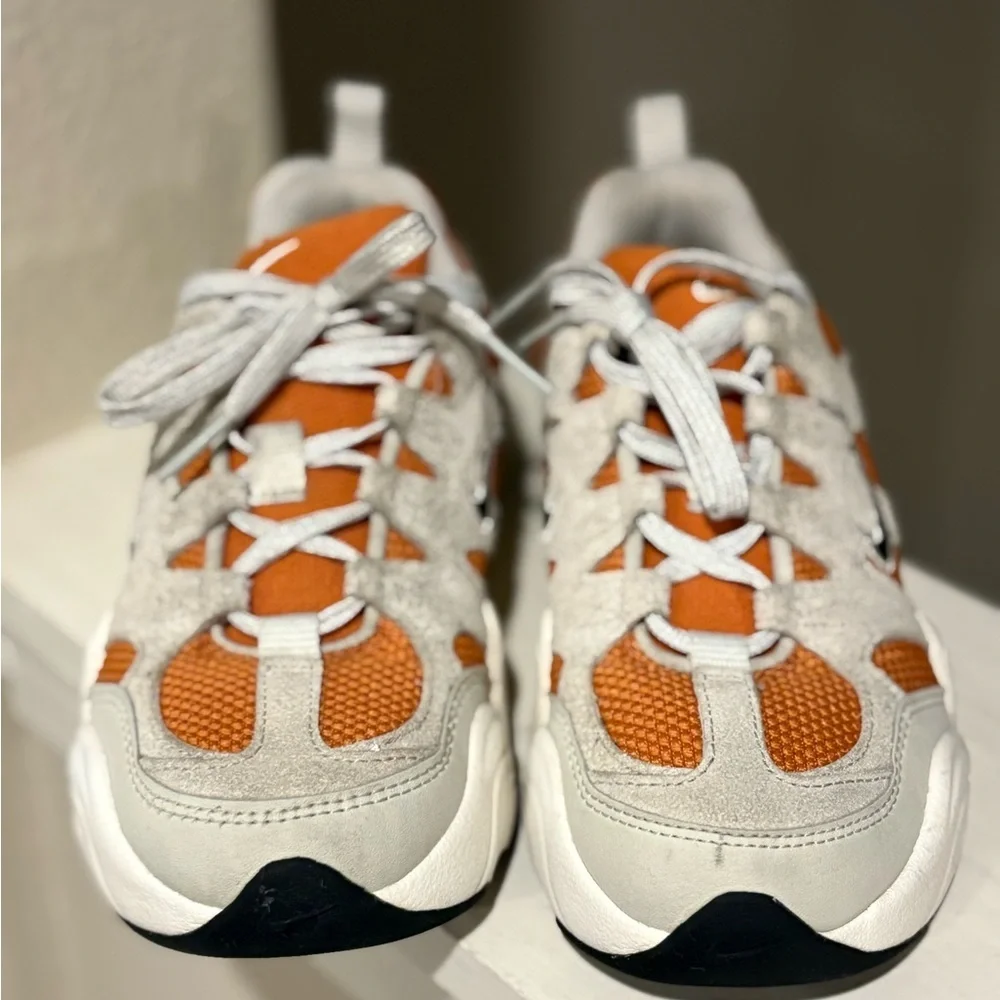 Nike tech hera
