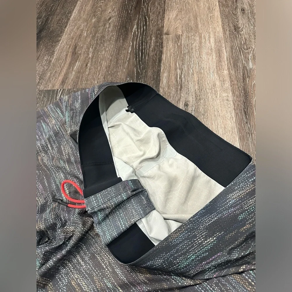 lululemon athletica polyester waist