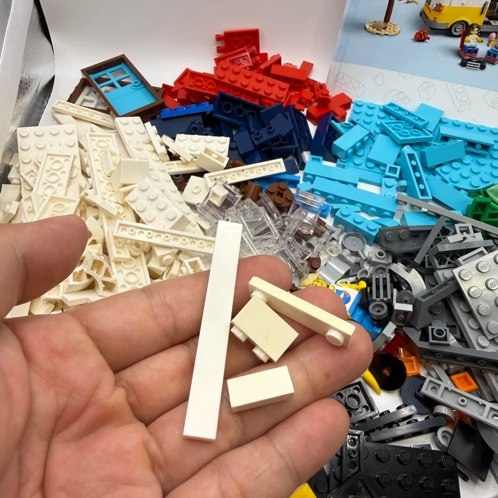 Lego preowned open