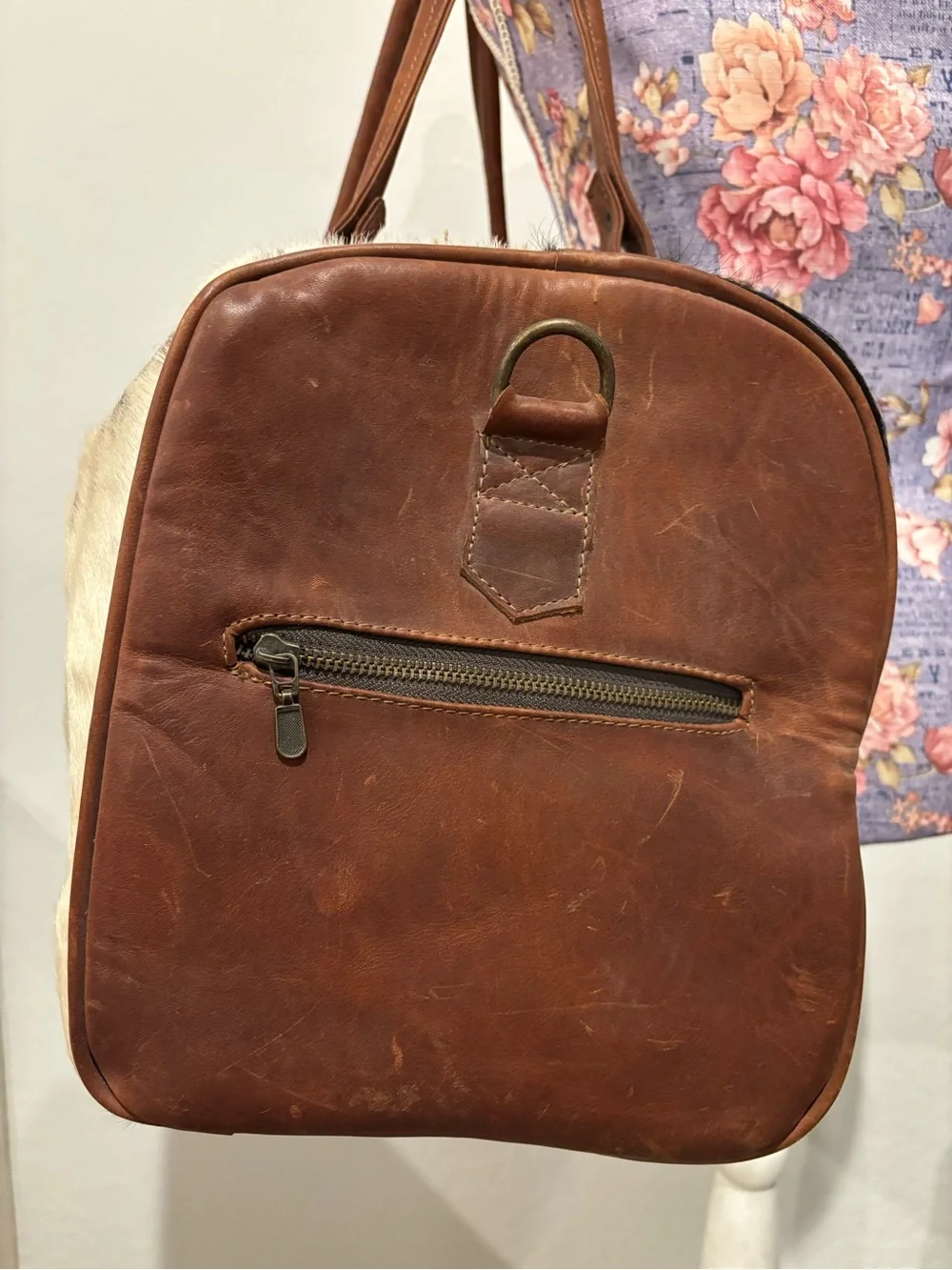 Genuinos Olmos stylish cowhide