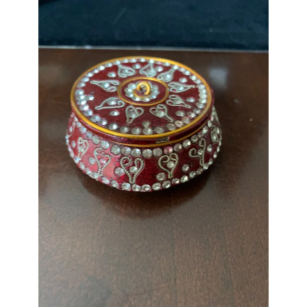 Rhinestone studded trinket box with lid maroon metal flake finish measure 3