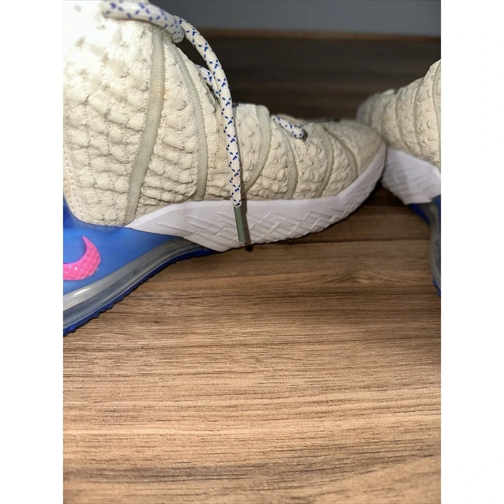 Nike good used