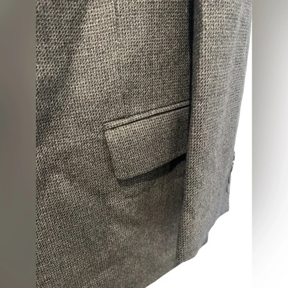 Oscar de la Renta men’s gray