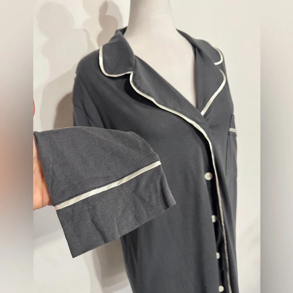 Banana Republic notch italy modern