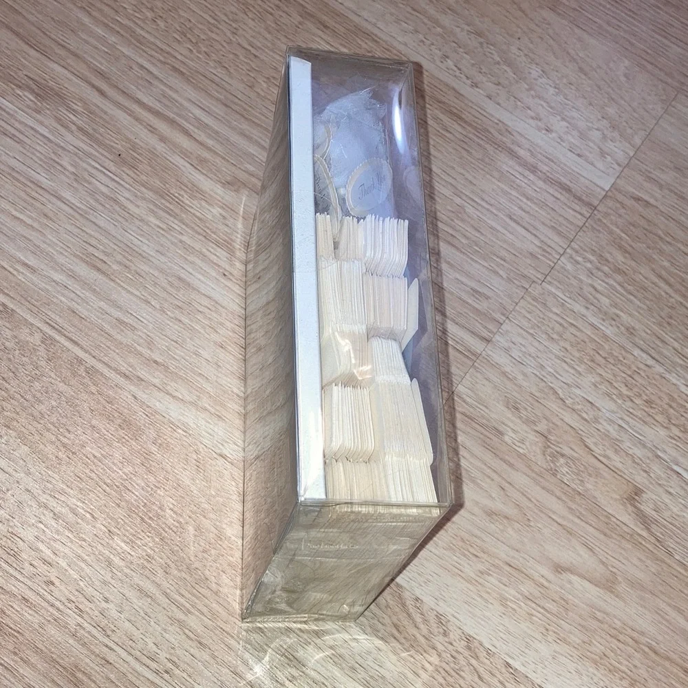 N/A elegant ivory