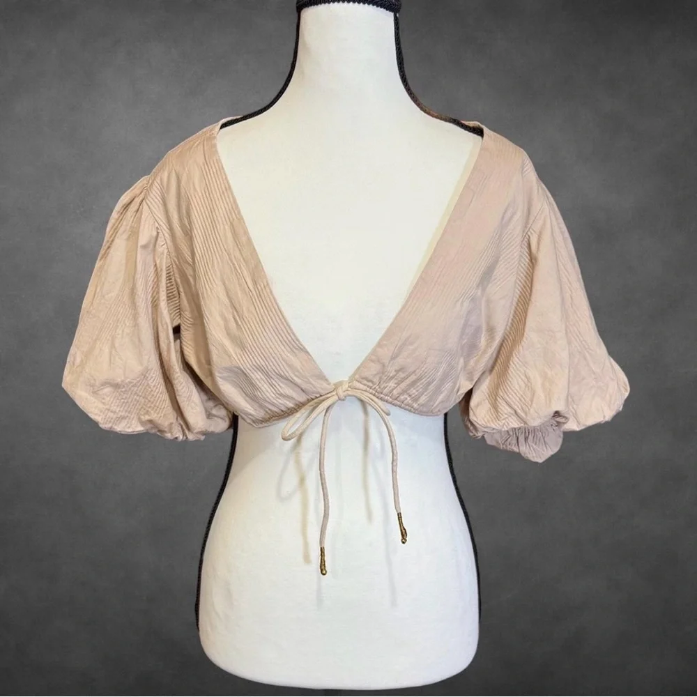 Free‎ People Beige Puff Sleeve Crop Top
