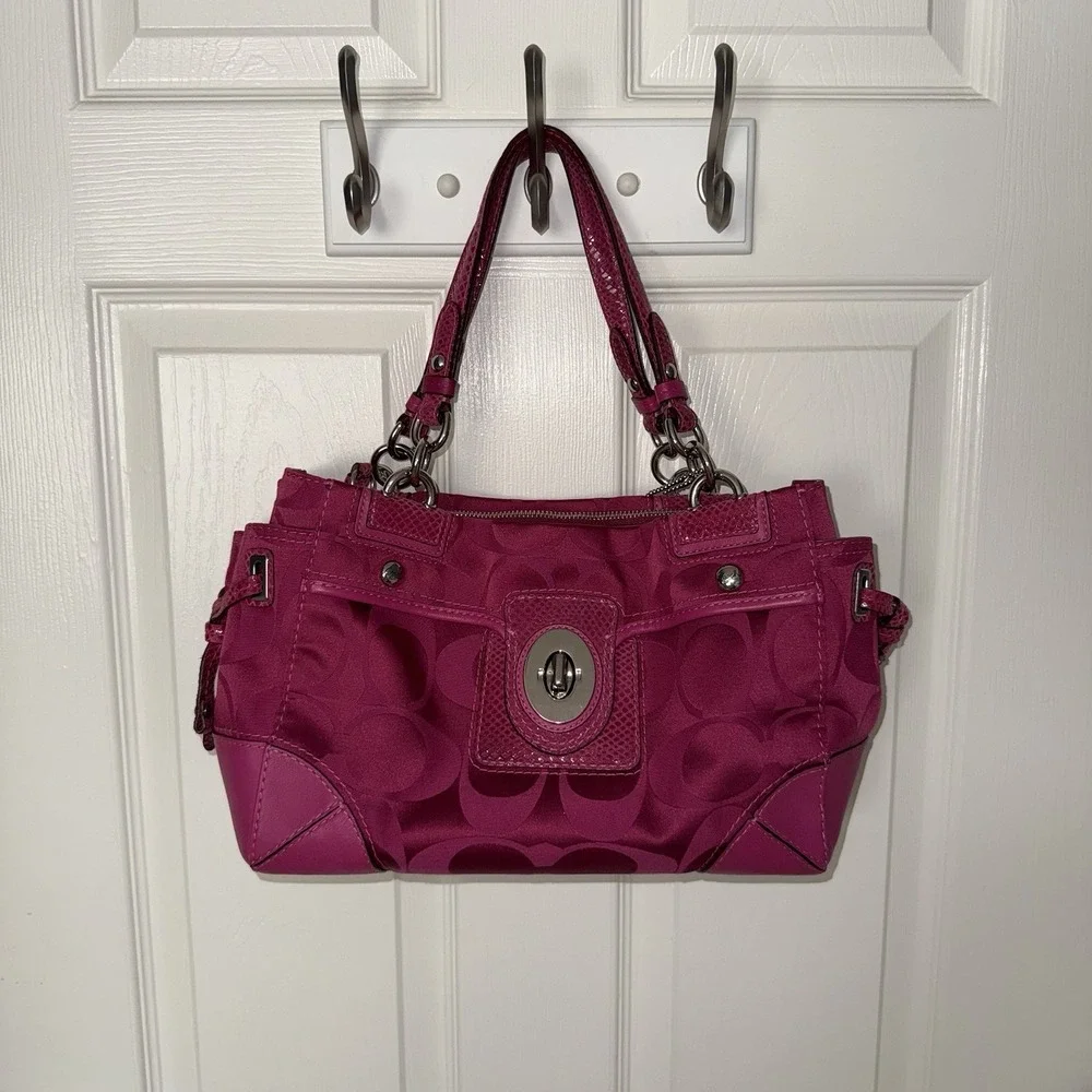 Coach peyton tote