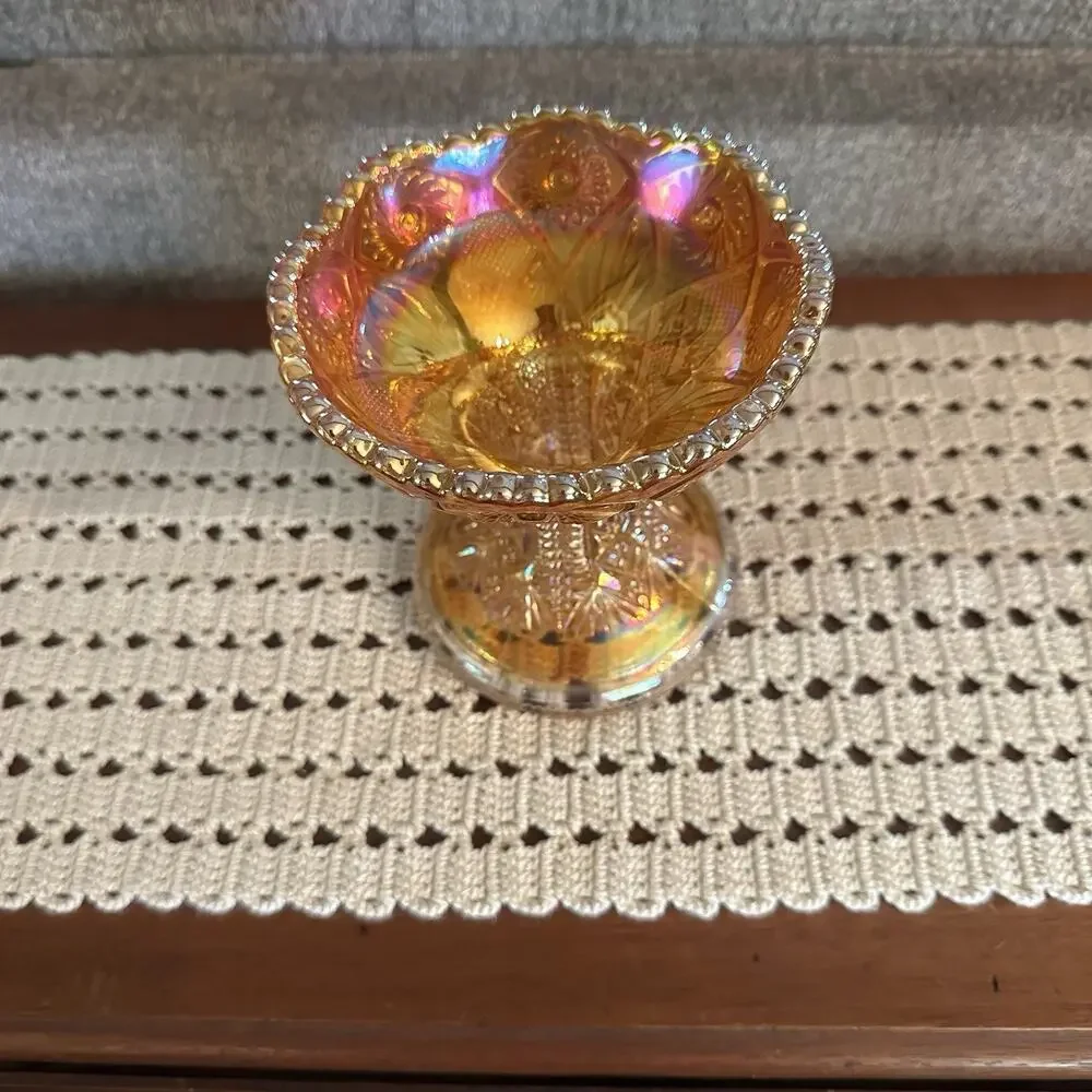 Imperial Glass approximately vase hobstar