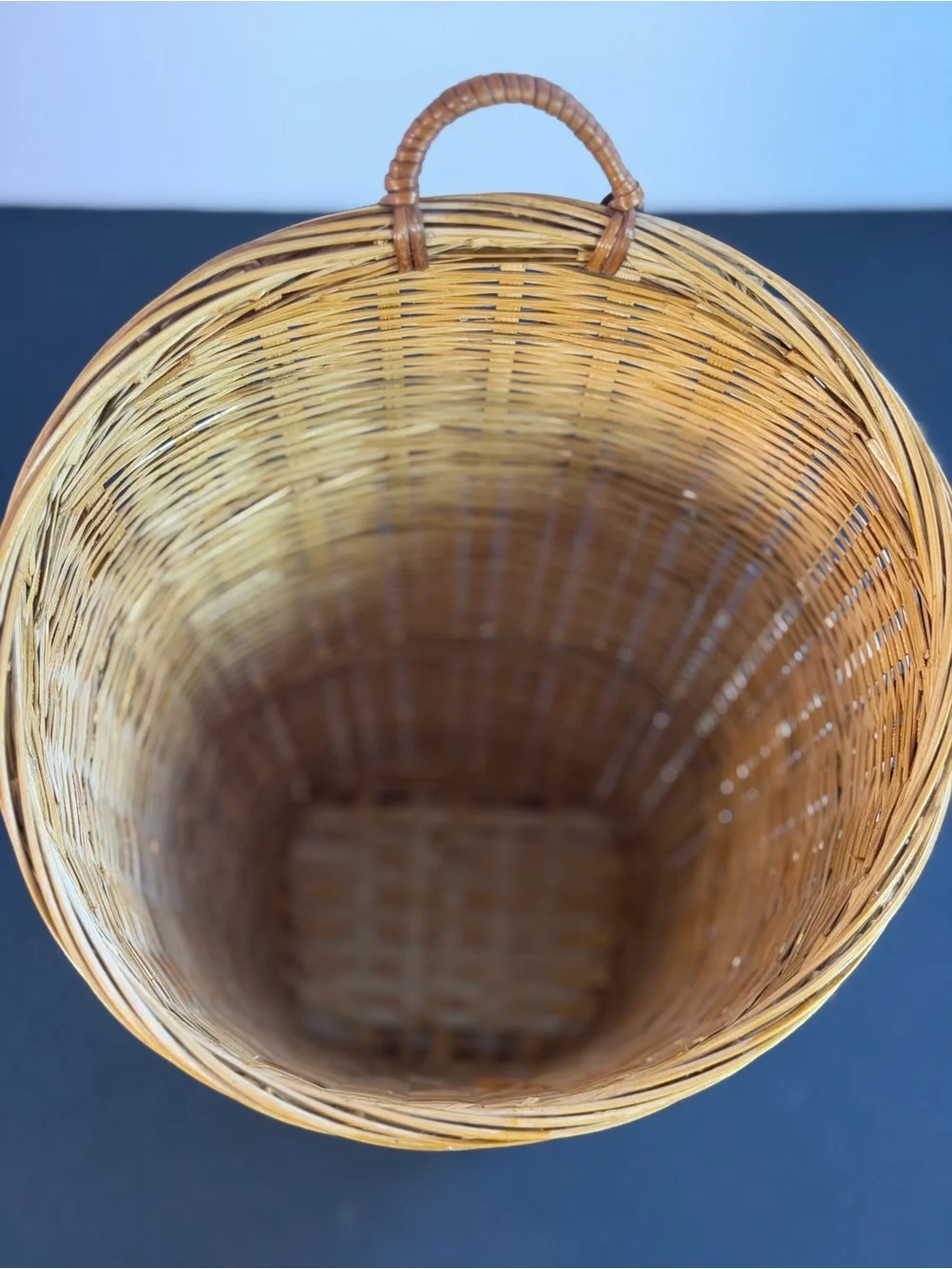 N/A vintage hanging