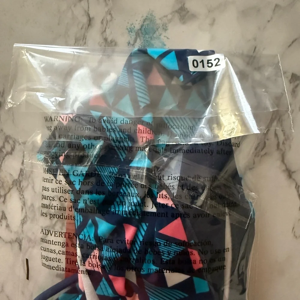 Kanu Surf girls nwt