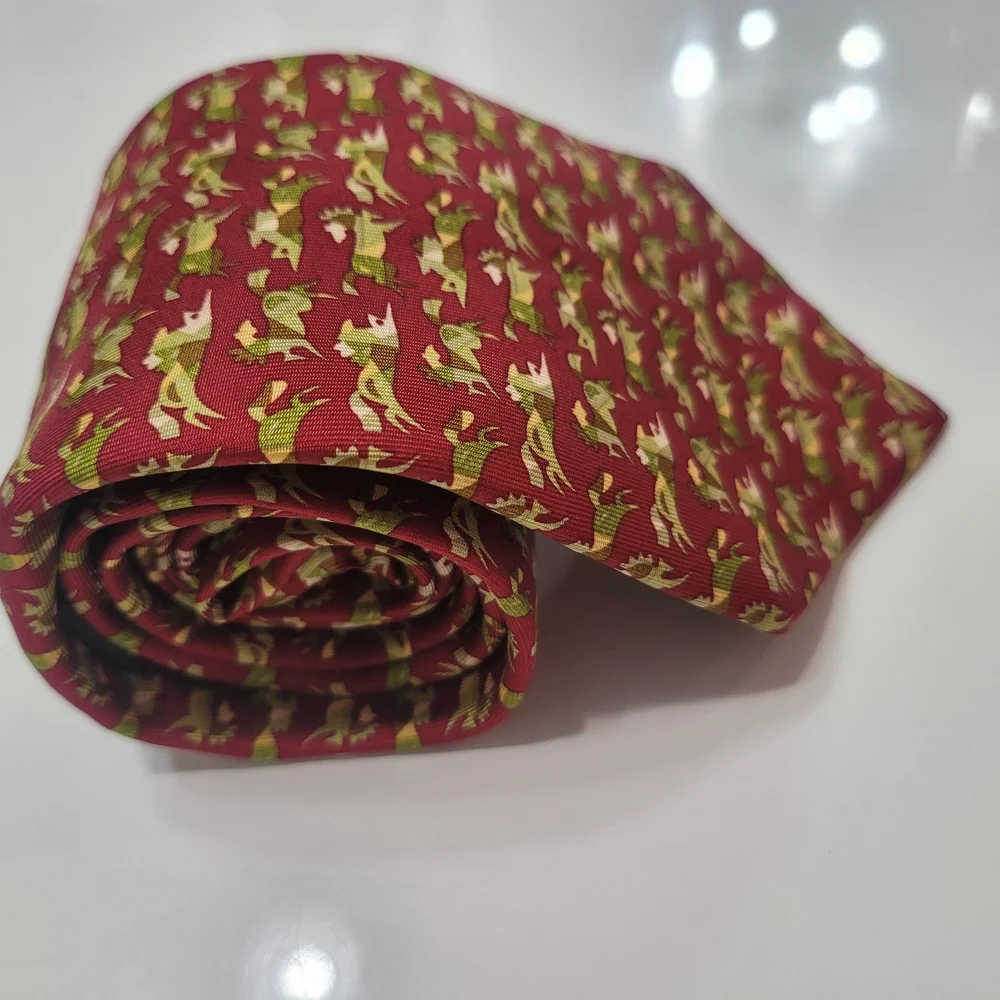 Salvatore Ferragamo Red and Yellow Men's Tie with horse Silk 100% Made In Italy