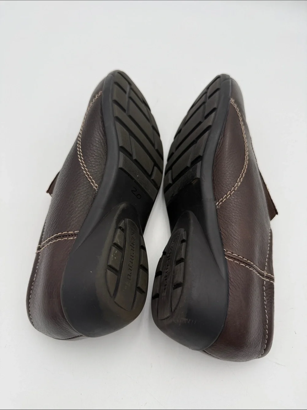 Naturalizer sleek front