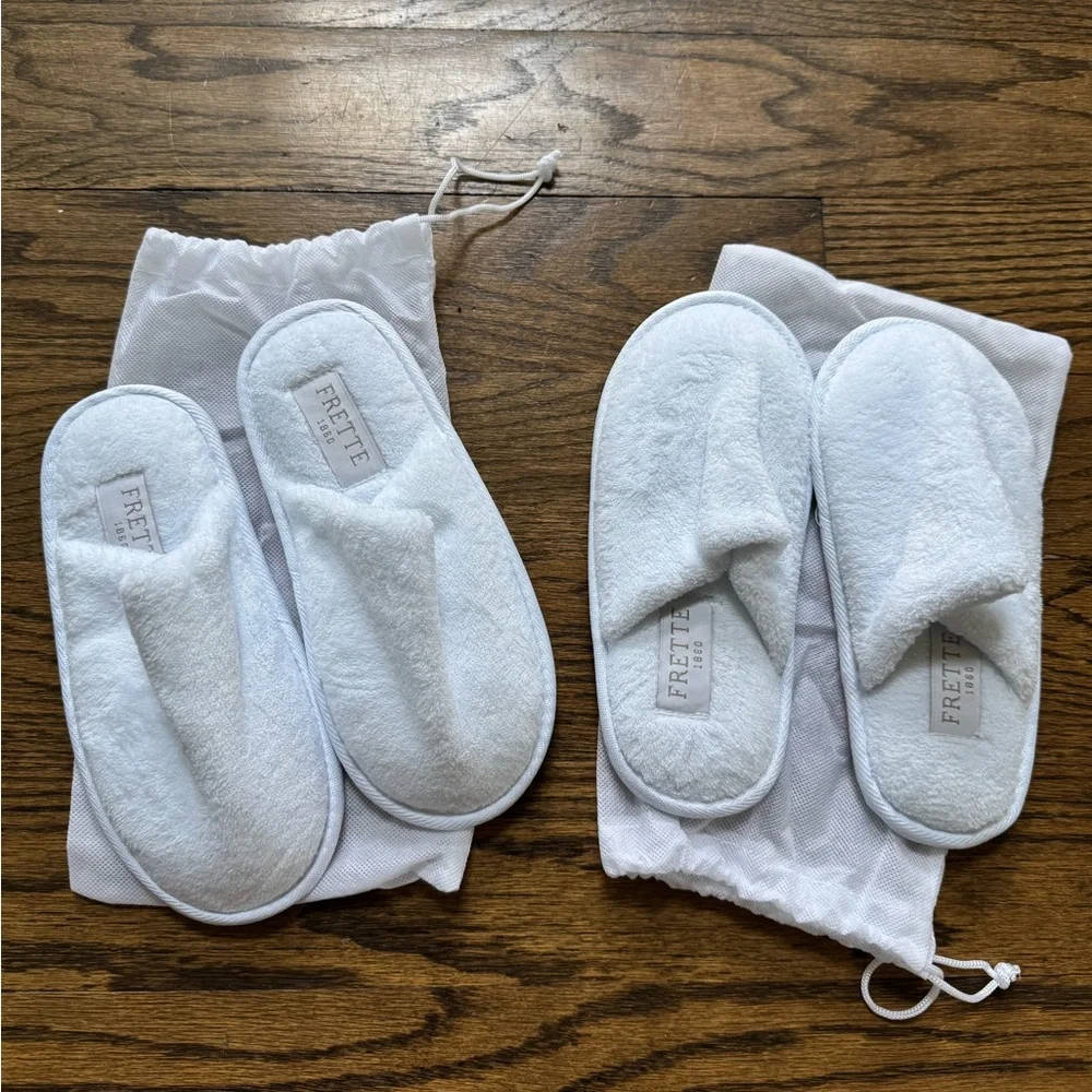 Frette White Kids Hotel Slippers, Two Sets With Carrying Bags—New