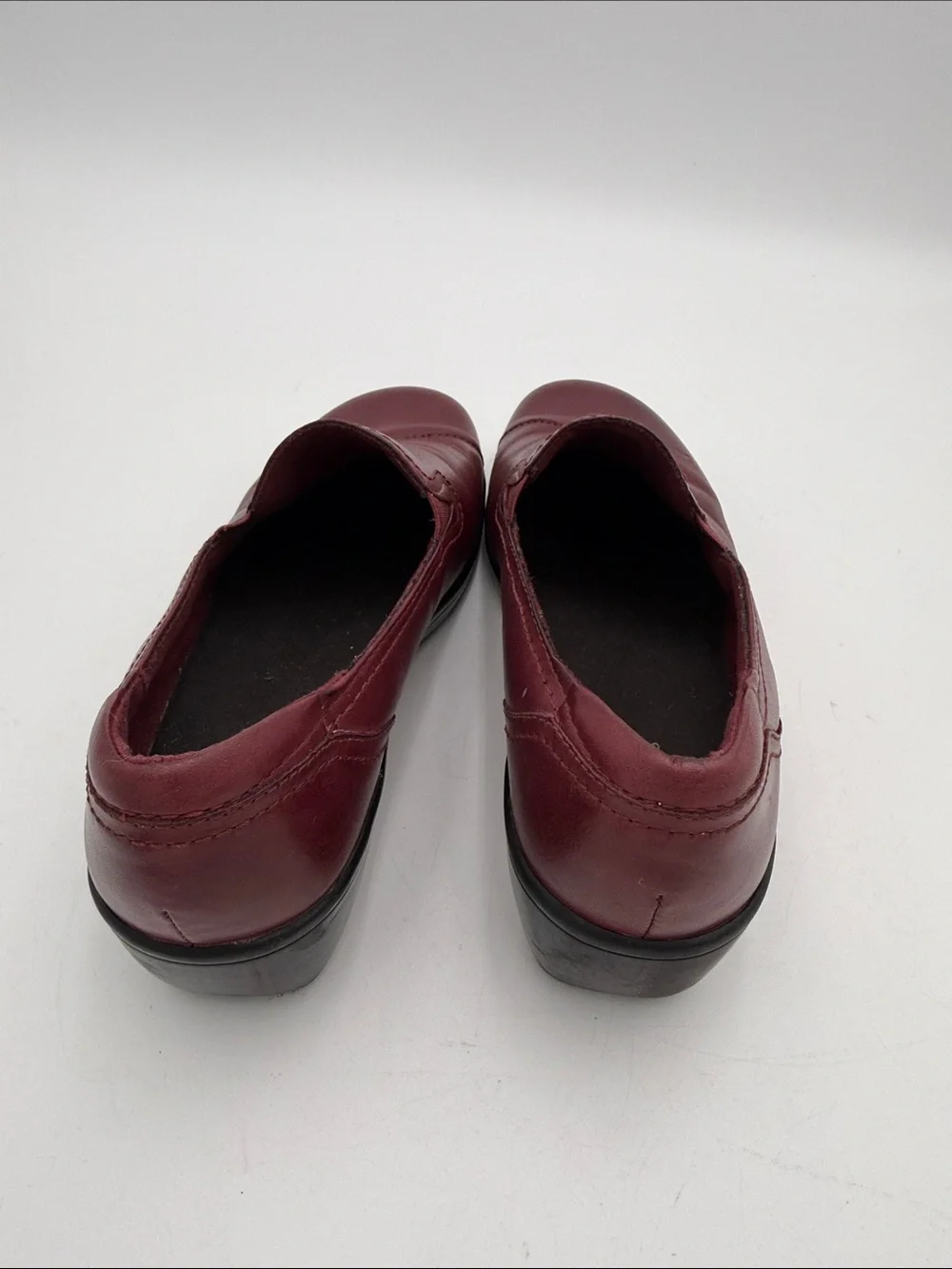 Clarks burgundy leather