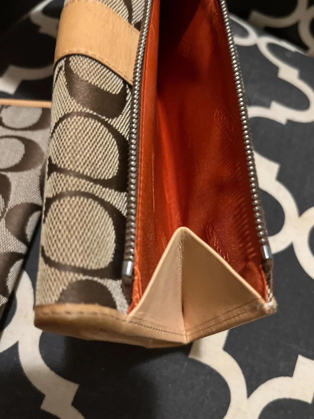 Coach signature canvas