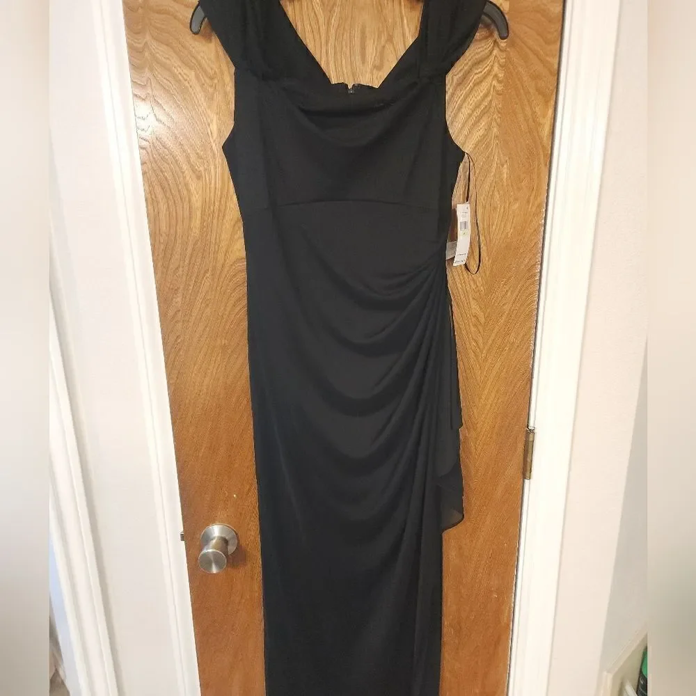 Alex Evenings Cold Shoulder Ruffle Gown  NWT Size 4P