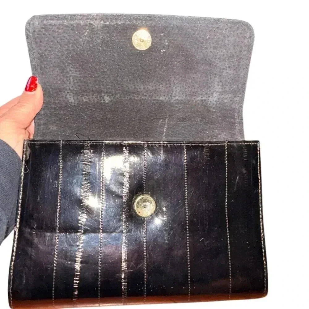 Unbranded this purse