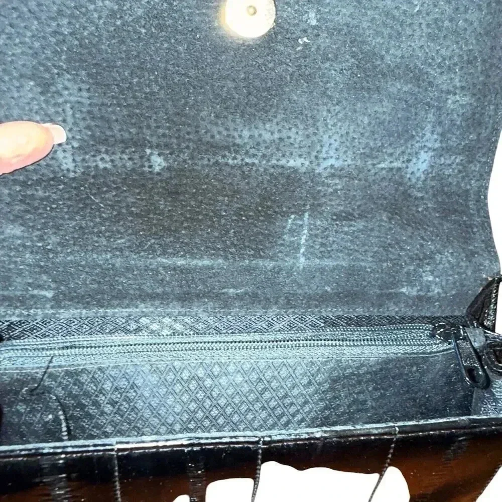 Unbranded this purse