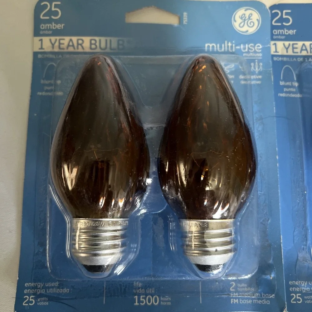 Georg Roth packages light