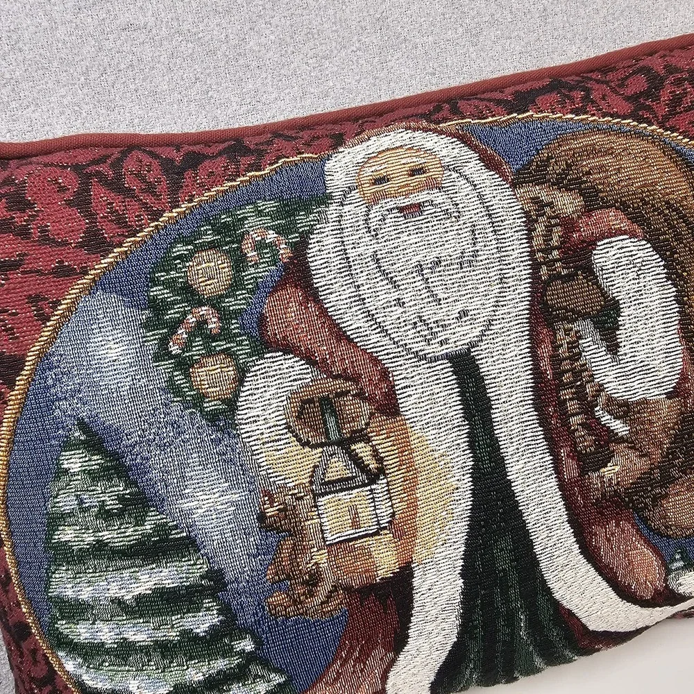 The Unbranded Brand santa christmas