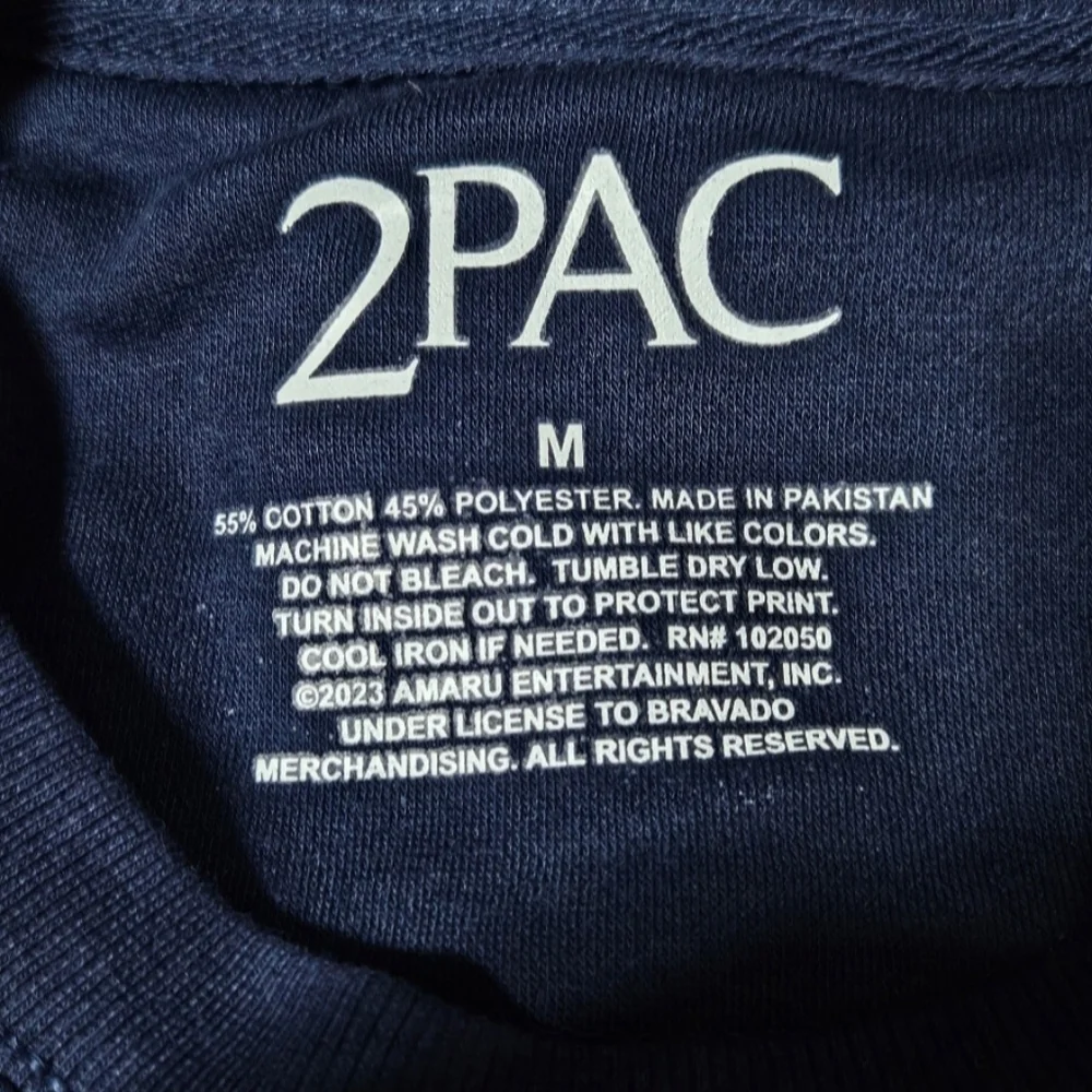 2Pac good size