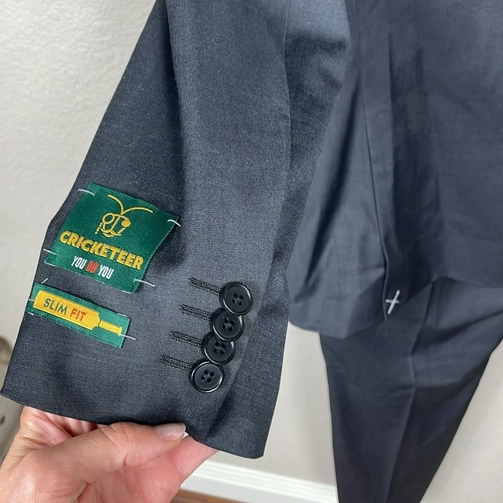 New Cricketeer Dallas Slim Fit Wool Blend Suit Charcoal Gray Business Sz 46R
