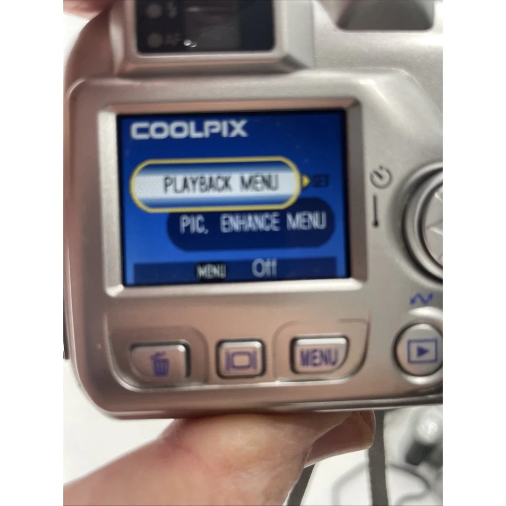 Nikon coolpix 3100