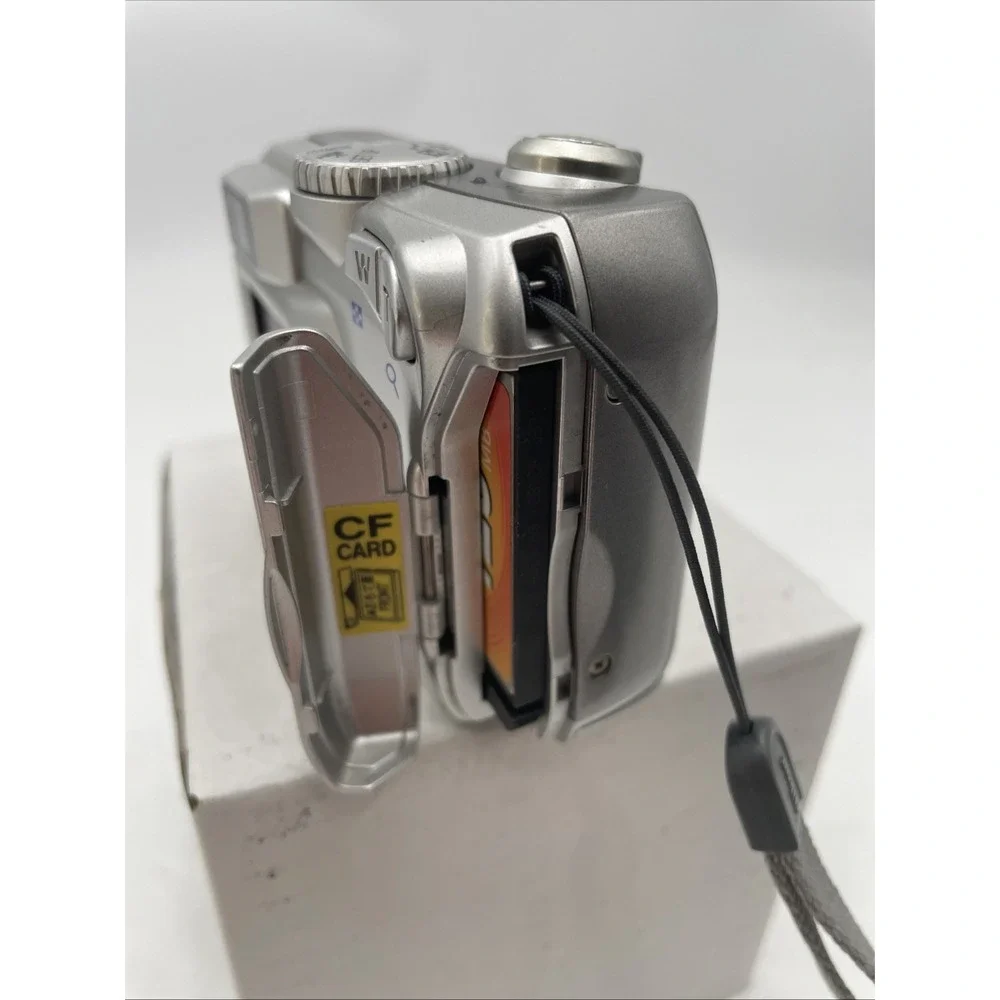 Nikon coolpix 3100