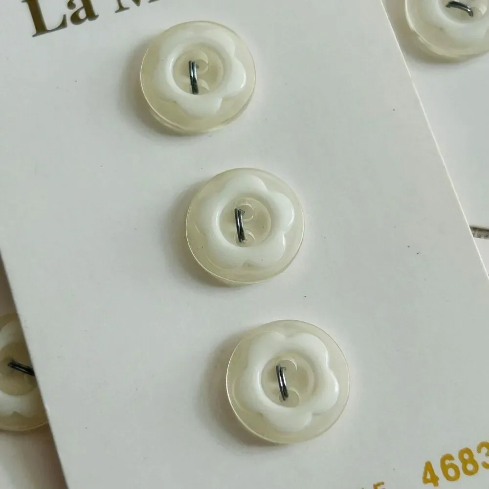 (9) Vintage La Mode White Flower Buttons Made in Italy
