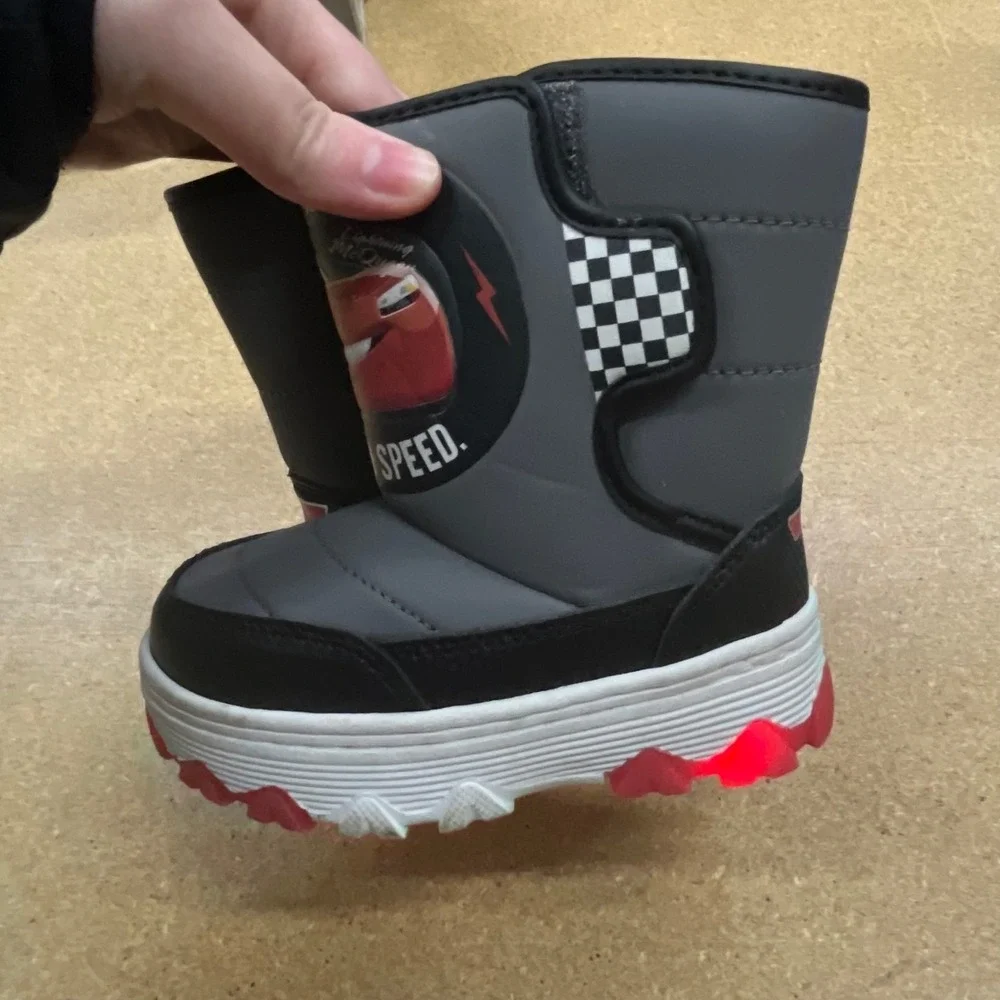 Disney Pixar lightning mcqueen