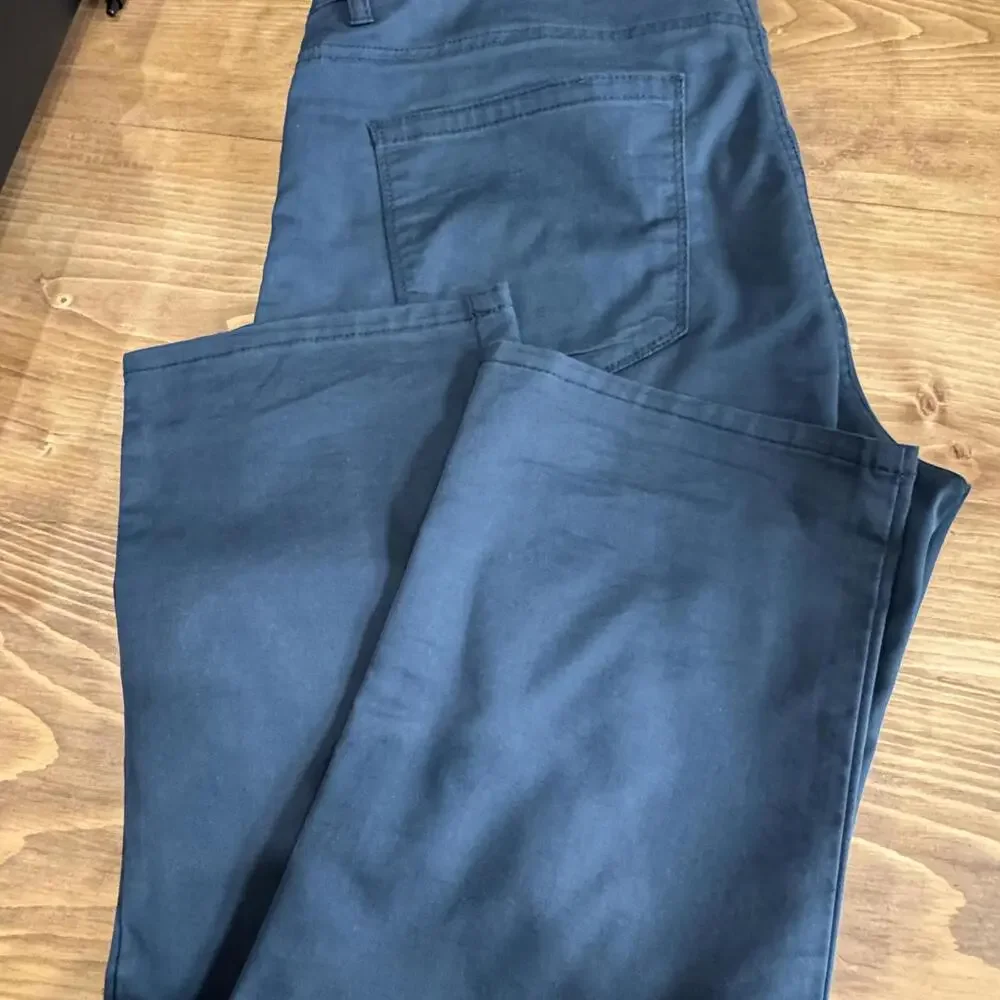 Perry Ellis men’s perry