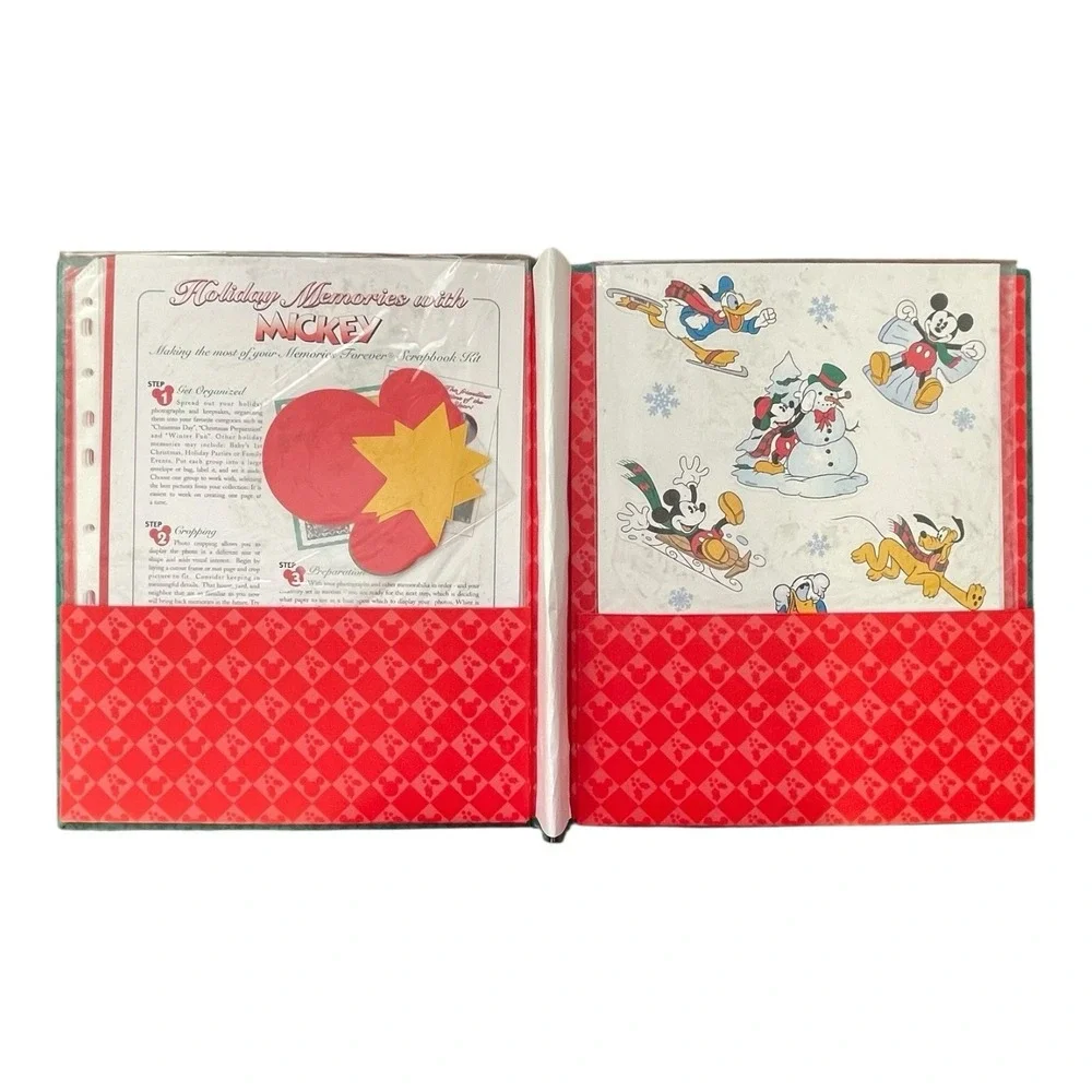 Disney‎ Holiday Memories with Mickey Scrapbook Binder Kit