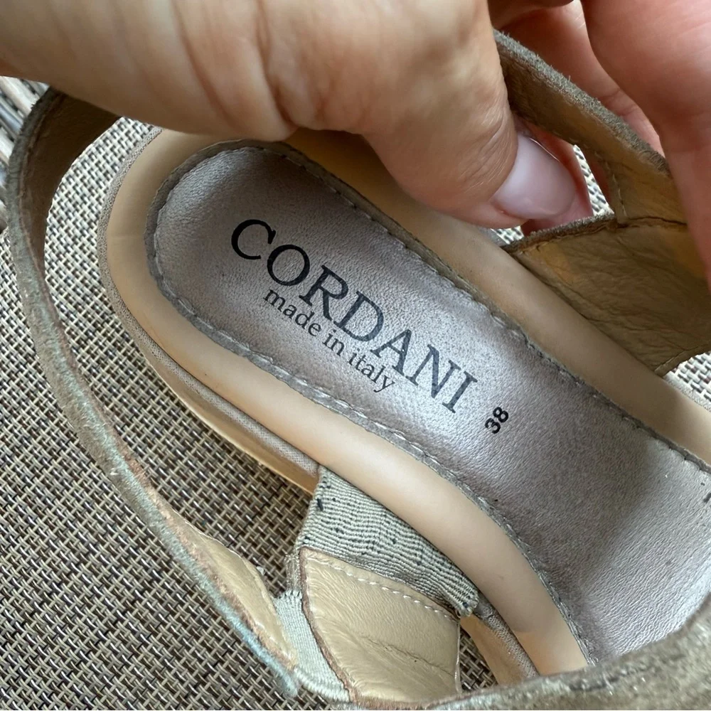 Cordani alisha wedge
