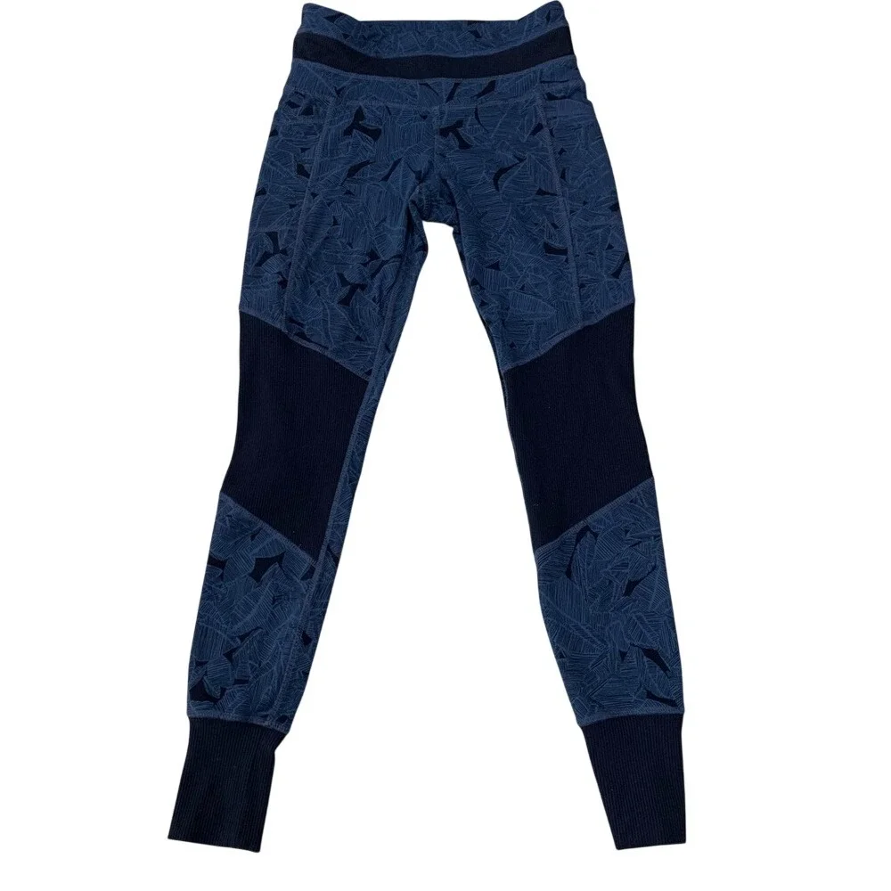 Athleta excursion tropical xs