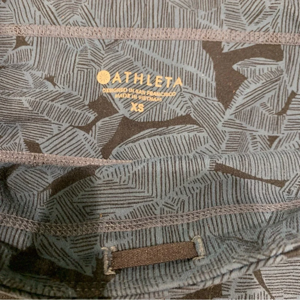 Athleta excursion navy